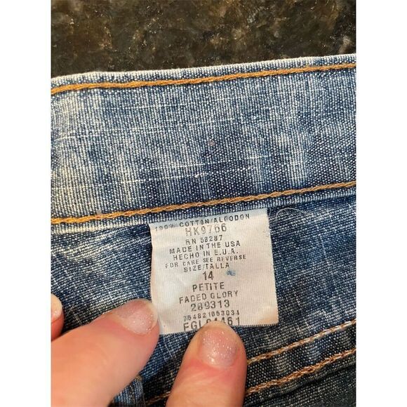 Faded Glory Women's Acid Wash Straight Jeans Size 14 Petites Blue - Picture 8 of 8